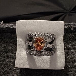 Elegant Silver and Orange Gemstone Ring